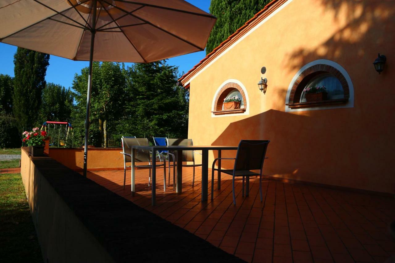 Bed And Breakfast Casa Formica Cascina Exterior foto